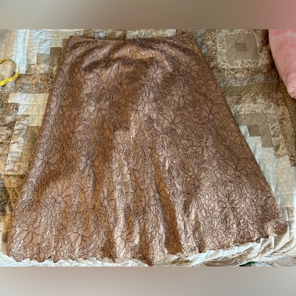 EUC Lafayette148 Silk and Nylon skirt - Size 14 - Picture 4 of 10